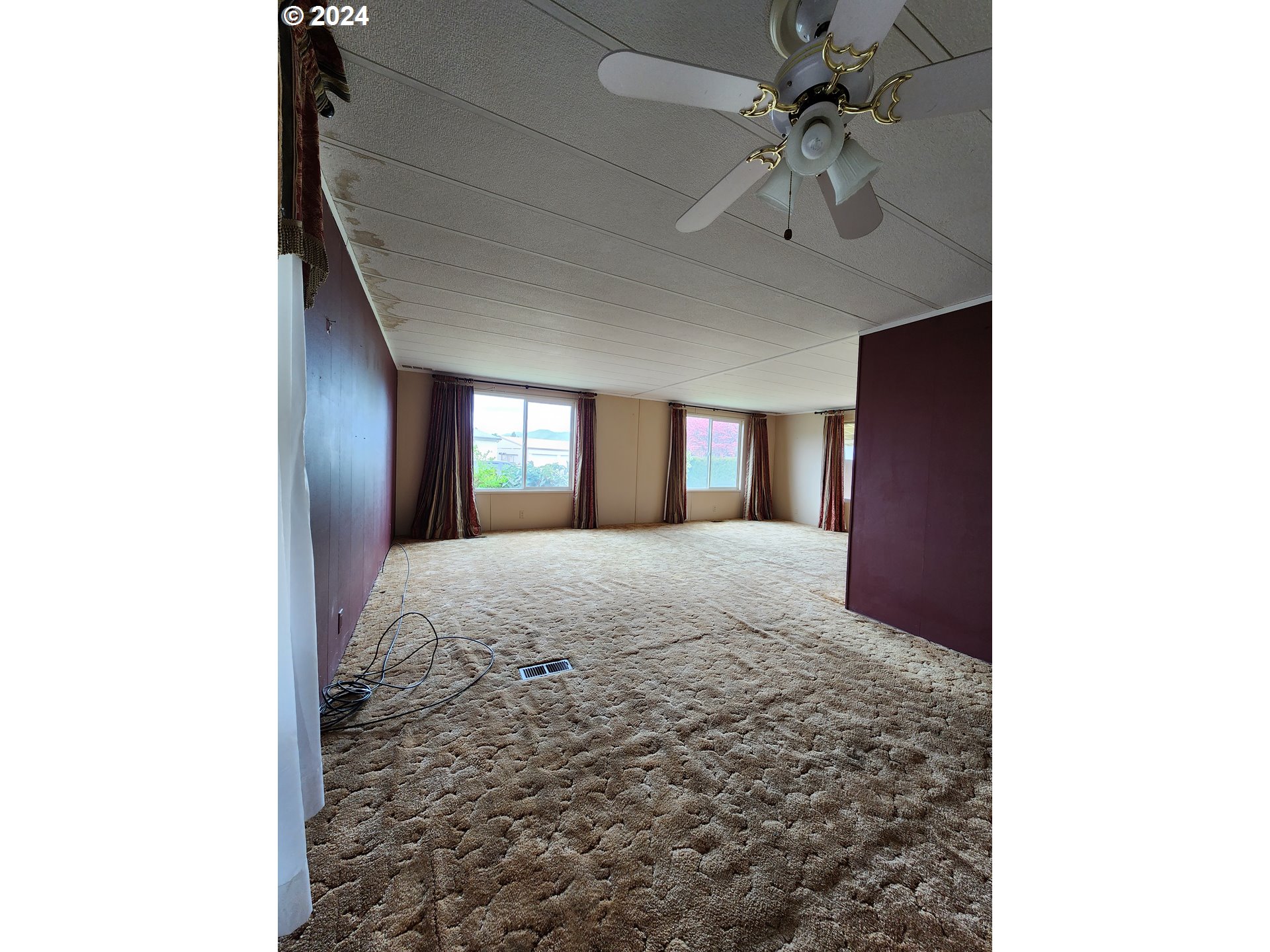 1267 Tucker Road, Unit 21 Hood River, OR 97031 - Photo 20 of 23 Gallery Image 20
