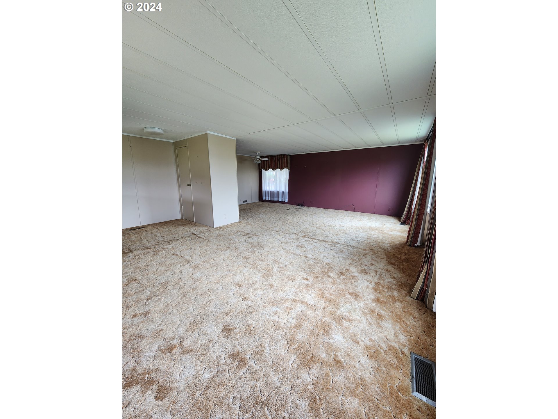 1267 Tucker Road, Unit 21 Hood River, OR 97031 - Photo 22 of 23 Gallery Image 22
