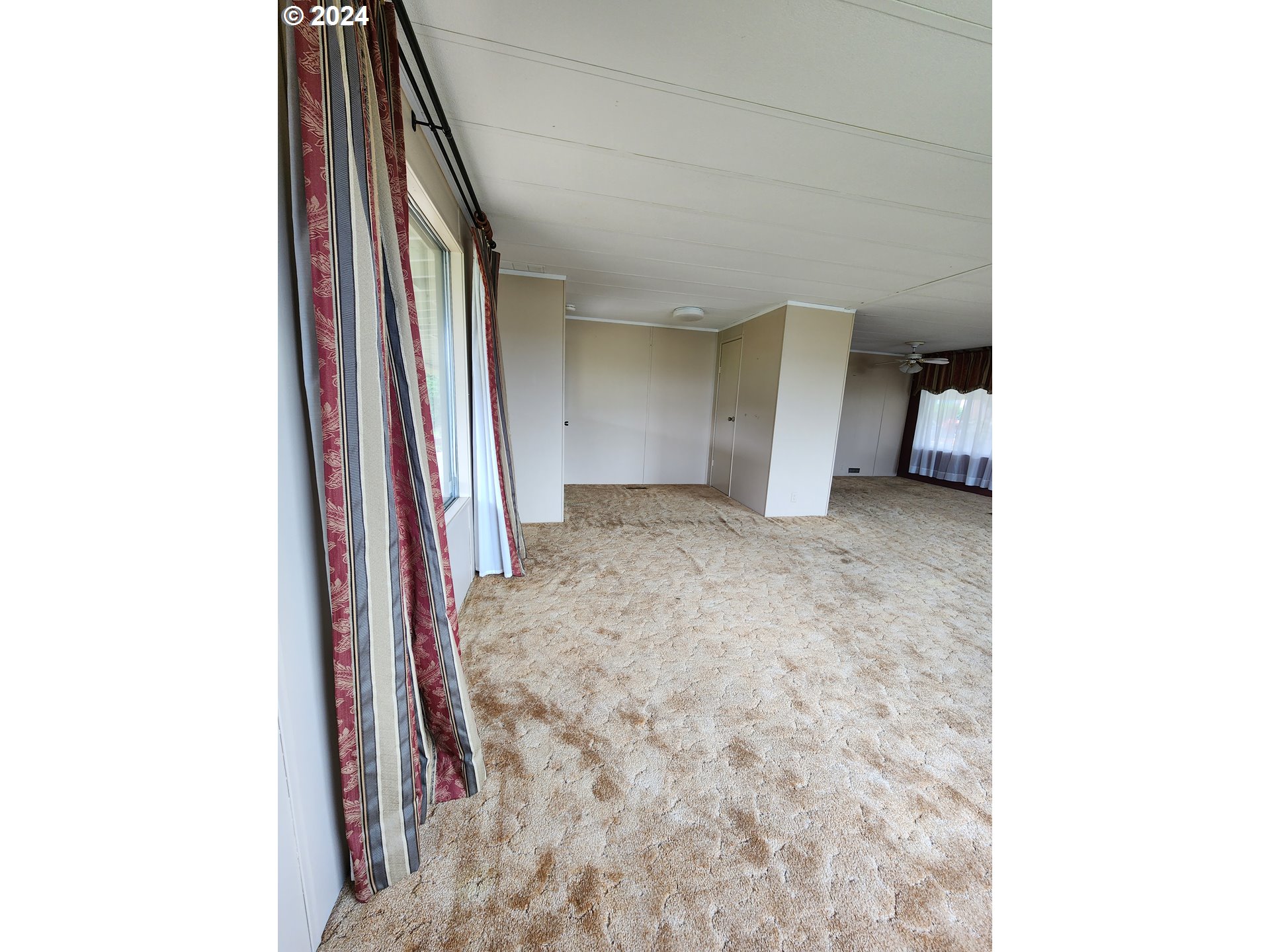 1267 Tucker Road, Unit 21 Hood River, OR 97031 - Photo 23 of 23 Gallery Image 23