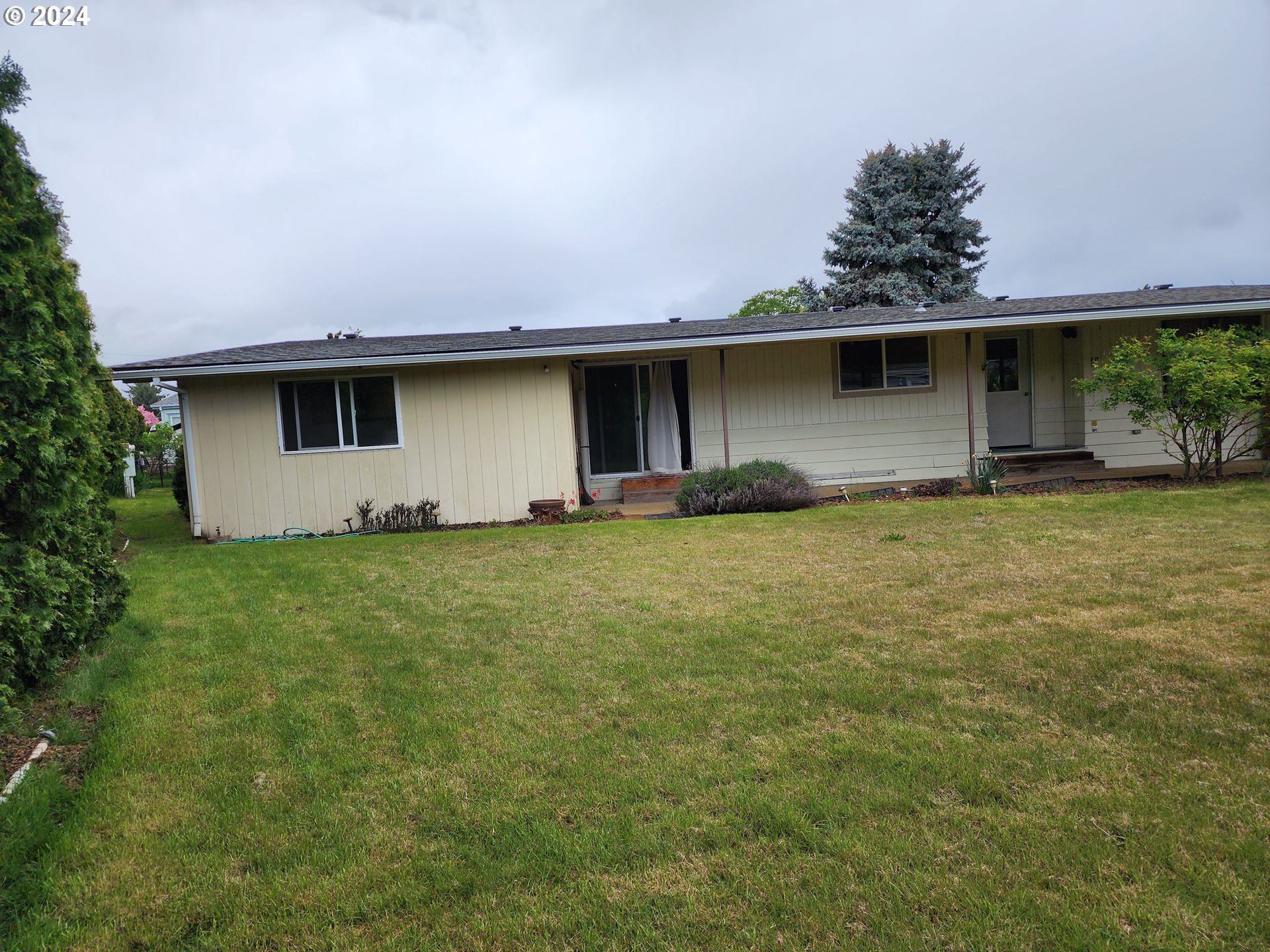 1267 Tucker Road, Unit 21 Hood River, OR 97031 - Photo 6 of 23 Gallery Image 6