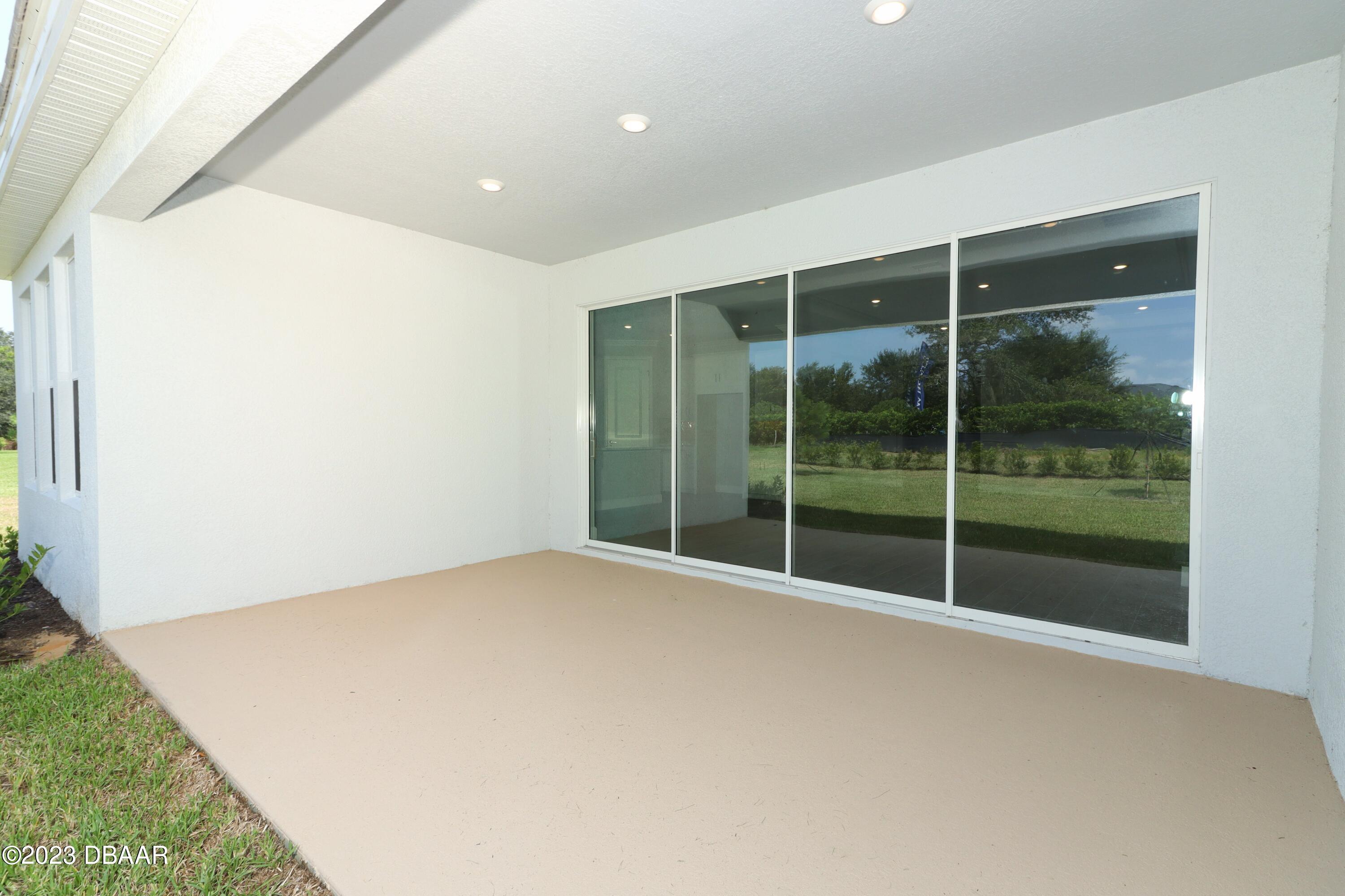 1376 Arklow Circle Ormond Beach, FL 32174 - Photo 38 of 40 41024062-046-Patio