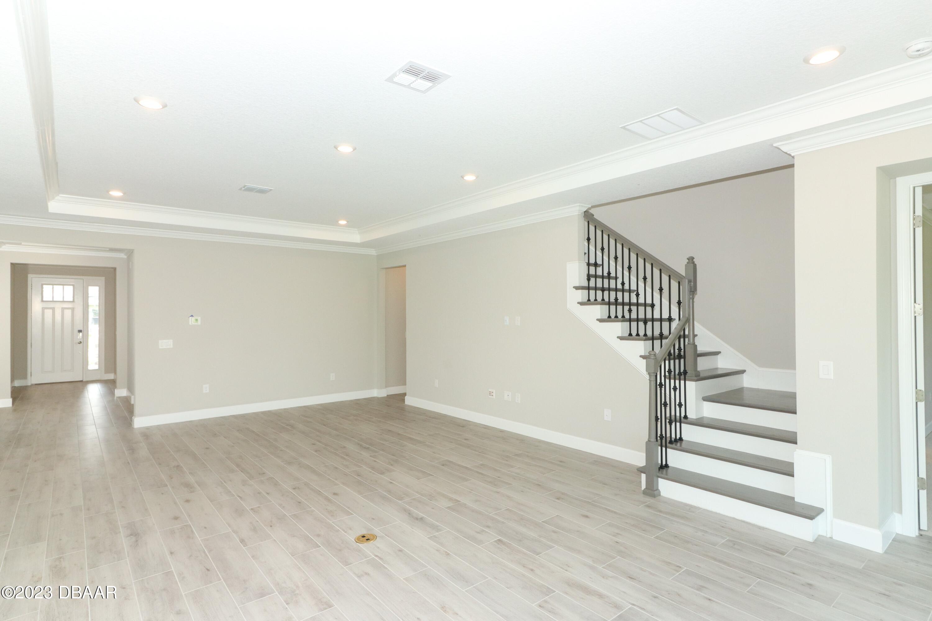 1376 Arklow Circle Ormond Beach, FL 32174 - Photo 6 of 40 41024062-005-Living_Room