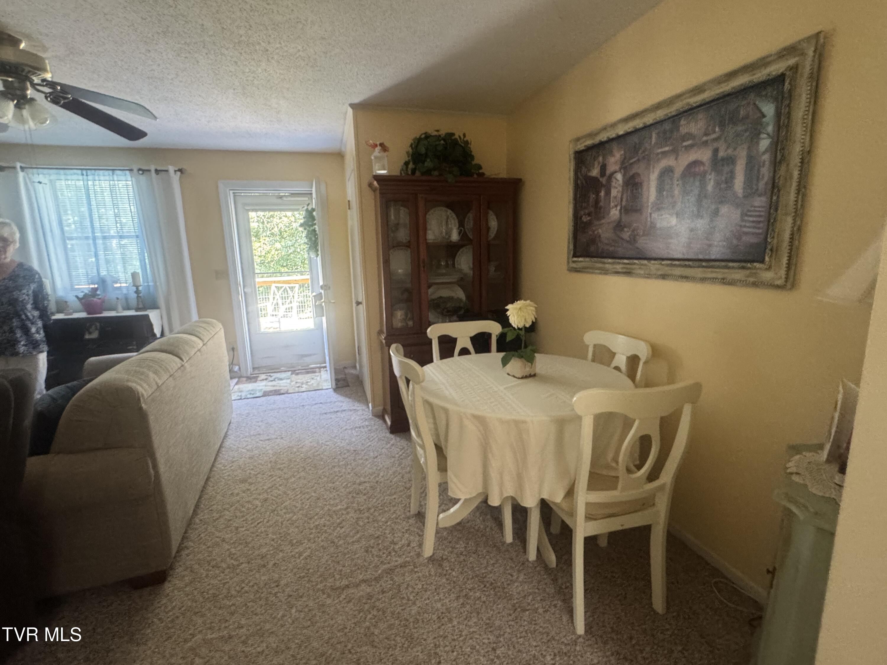 1310 Powder Branch Road Johnson City, TN 37601 - Photo 12 of 18 Dining