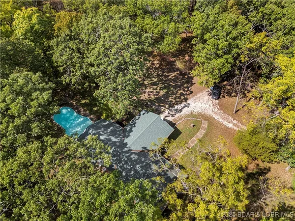 77 Longwood Lane, Camdenton, MO 65020