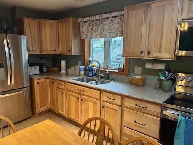 119 Sunset Drive Sebec, ME 04481 - Photo 6 of 28 Shorey 41