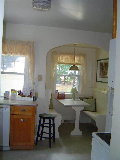 1725 Dover Road Kalamazoo, MI 49008 - Photo 5 of 7 Additional Photo
