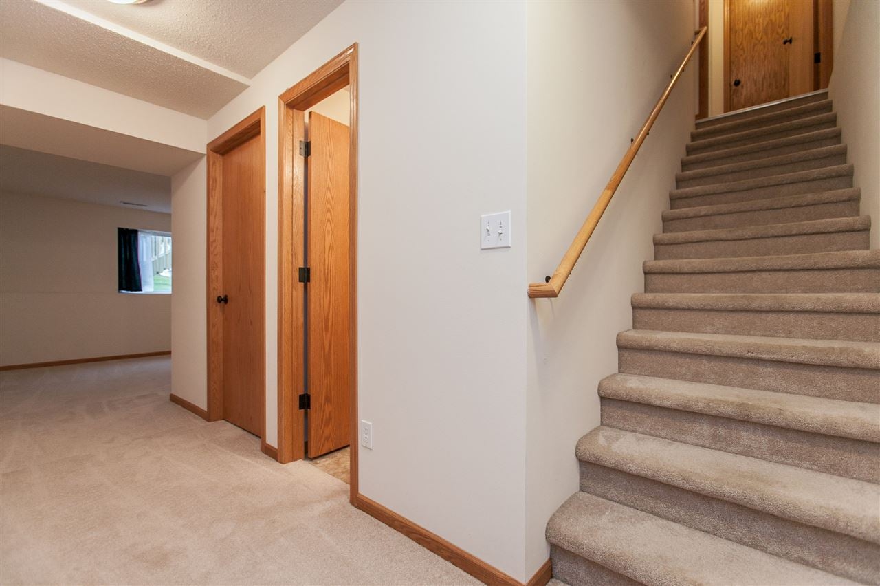 3553 Stoney Point Road Southwest Cedar Rapids, IA 52404 - Photo 26 of 33 Gallery Image 26