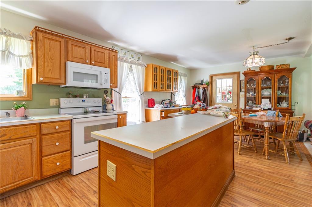164 Bradley Road Jackson Center, PA 16133 - Photo 5 of 27
