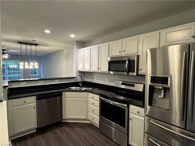 $1,650 | 3021 Kensington Place, Winston-Salem, NC 27103