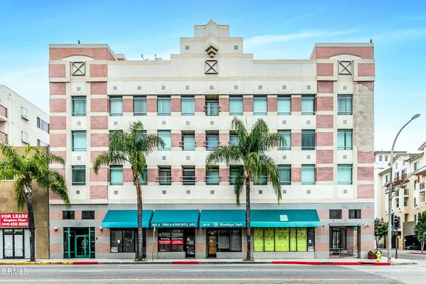 $2 | 305 West Main Street, Alhambra, CA 91801