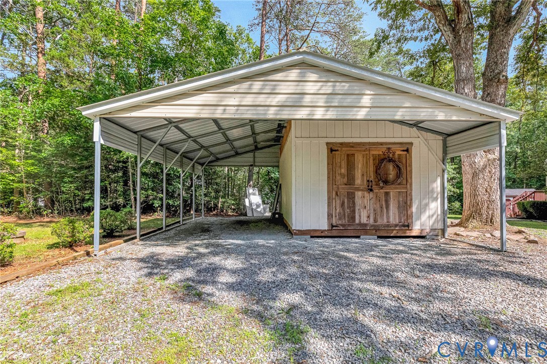 699 Rock Spring Road Bumpass, VA 23024 - Photo 4 of 29
