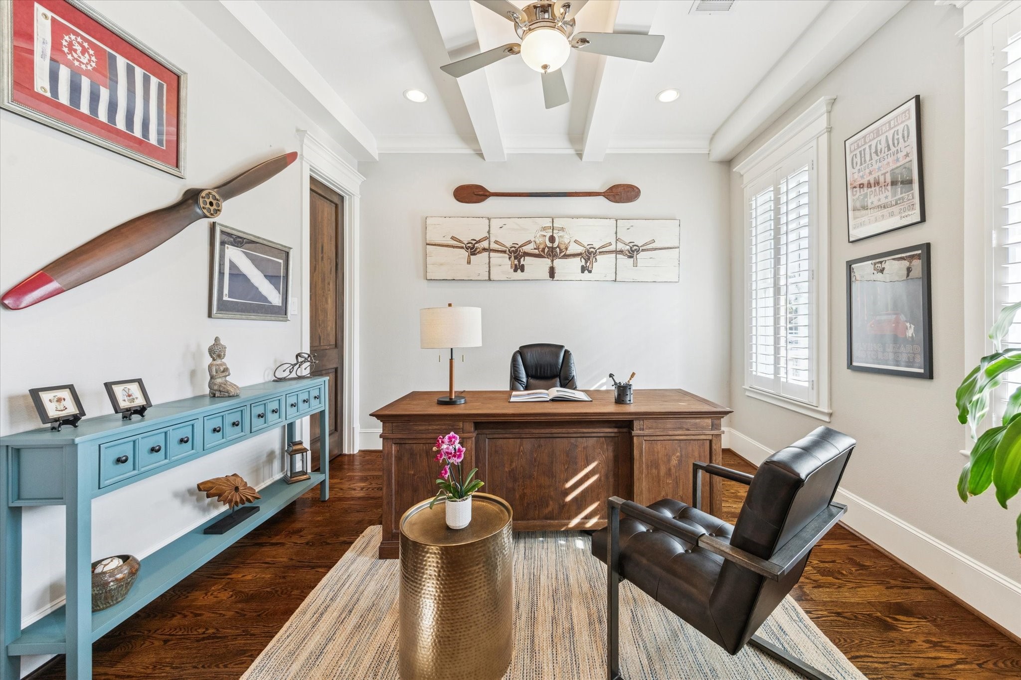 209 West 24th Street Houston, TX 77008 - Photo 14 of 36 Located at the front of the home, this versatile fourth bedroom or home office features exposed beams, a walk-in closet, and access to a full bath.