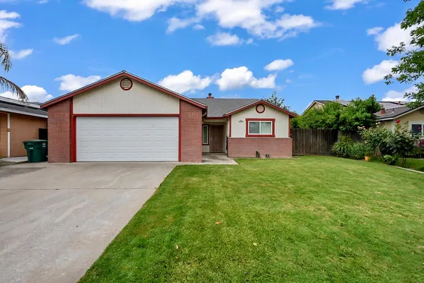 $339,000 | 406 Jefferson Street, Chowchilla, CA 93610