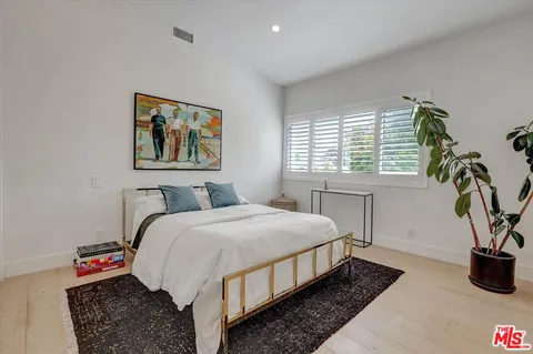 $1,695,000 | 930 California Avenue, Unit 301, Santa Monica, CA 90403