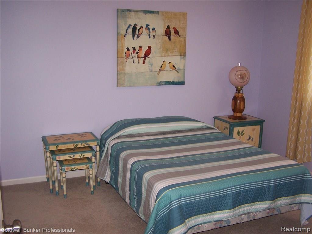 4528 Ascot Court Rochester, MI 48306 - Photo 22 of 34 Bedroom #4