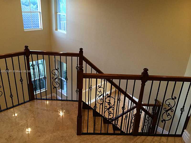 14926 Southwest 22 Street Miami, FL 33185 - Photo 12 of 29 Gallery Image 12