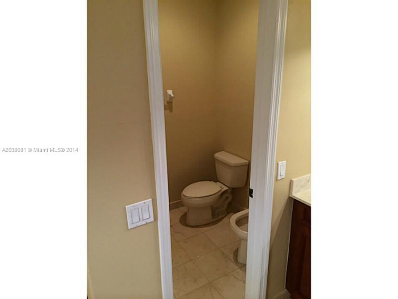 14926 Southwest 22 Street Miami, FL 33185 - Photo 20 of 29 Gallery Image 20