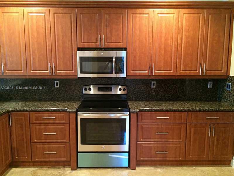 14926 Southwest 22 Street Miami, FL 33185 - Photo 7 of 29 Gallery Image 7