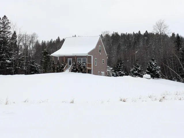 $289,000 | 12 Melonys Way, Colebrook, NH 03576