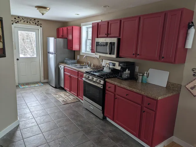 $289,000 | 12 Melonys Way, Colebrook, NH 03576