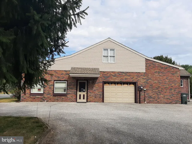 $1,195,000 | 2553 Roosevelt Avenue, York, PA 17408