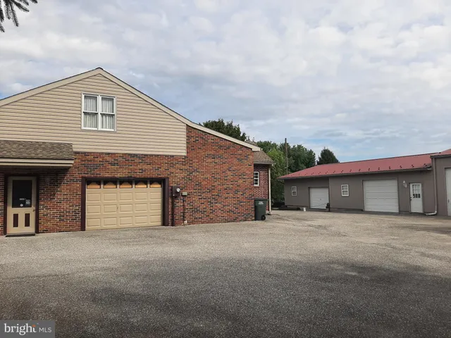 $1,195,000 | 2553 Roosevelt Avenue, York, PA 17408