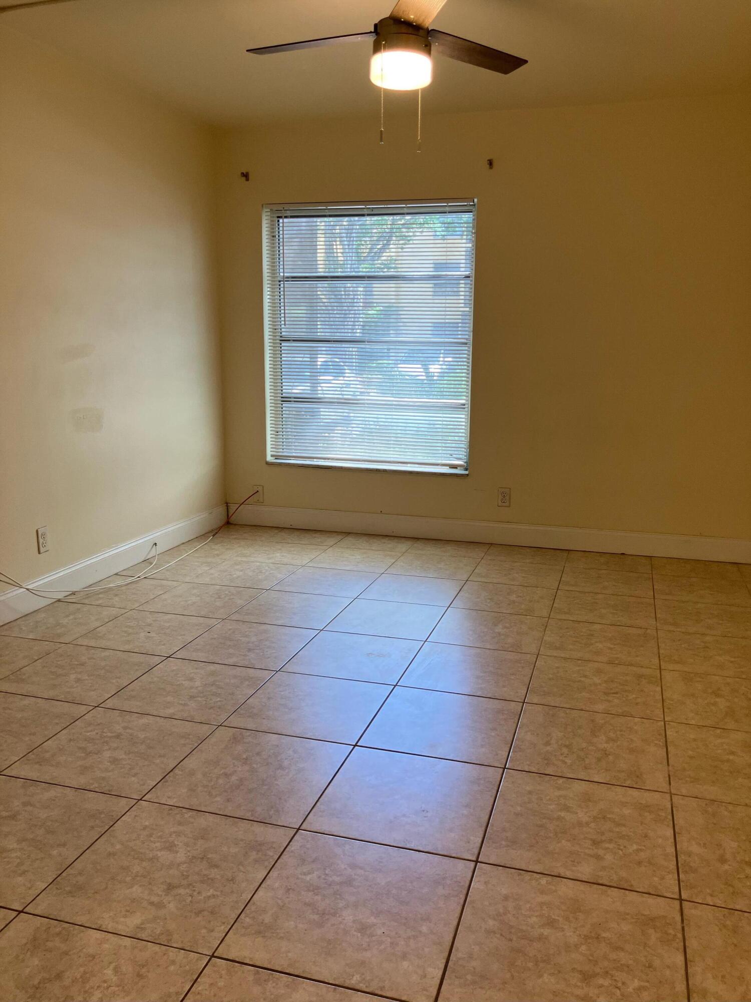 470 Northwest 20th Street, Unit 1110 Boca Raton, FL 33431 - Photo 6 of 14 Main Bedroom