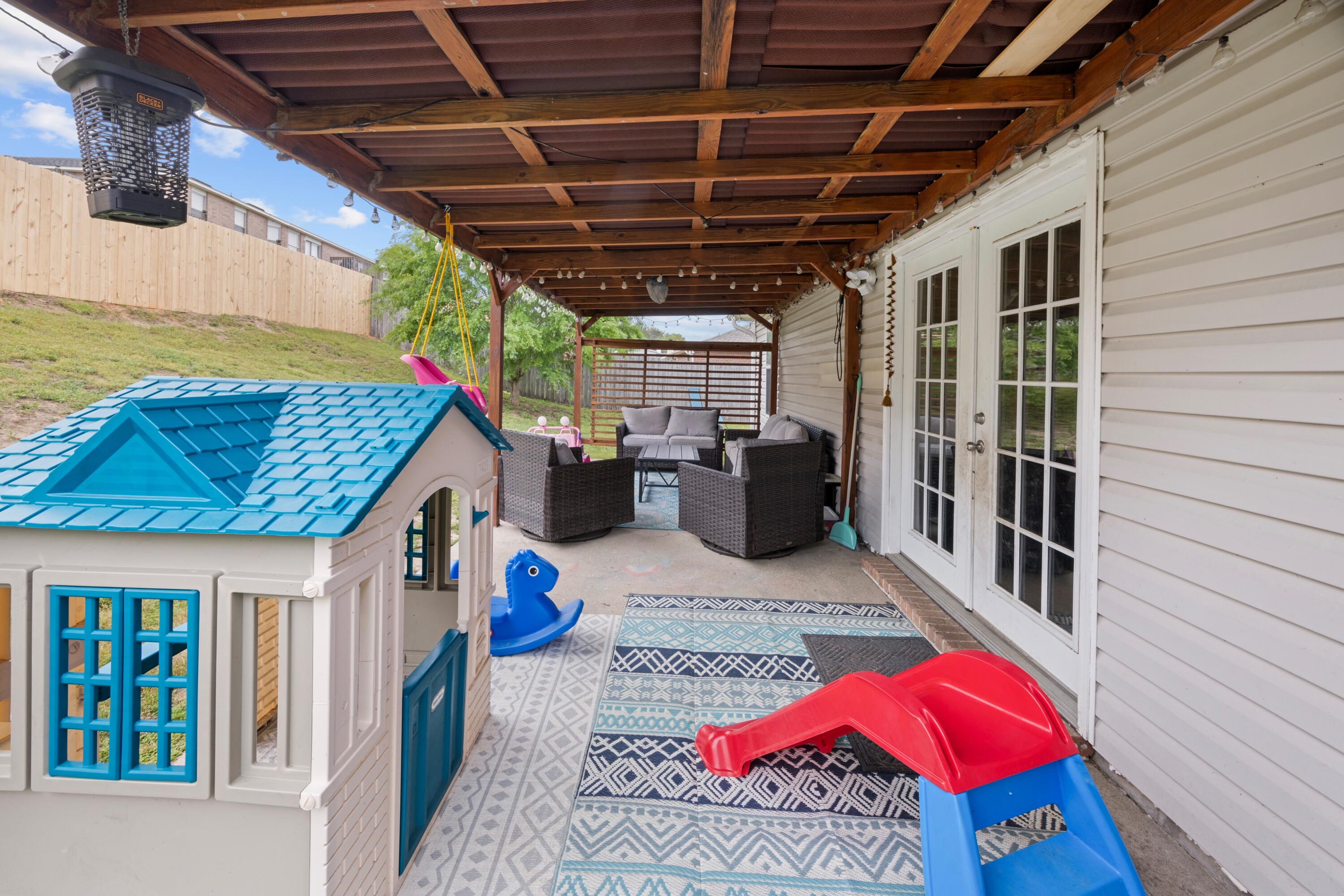 419 Bobby Drive Crestview, FL 32536 - Photo 33 of 42 a view of porch with seating space