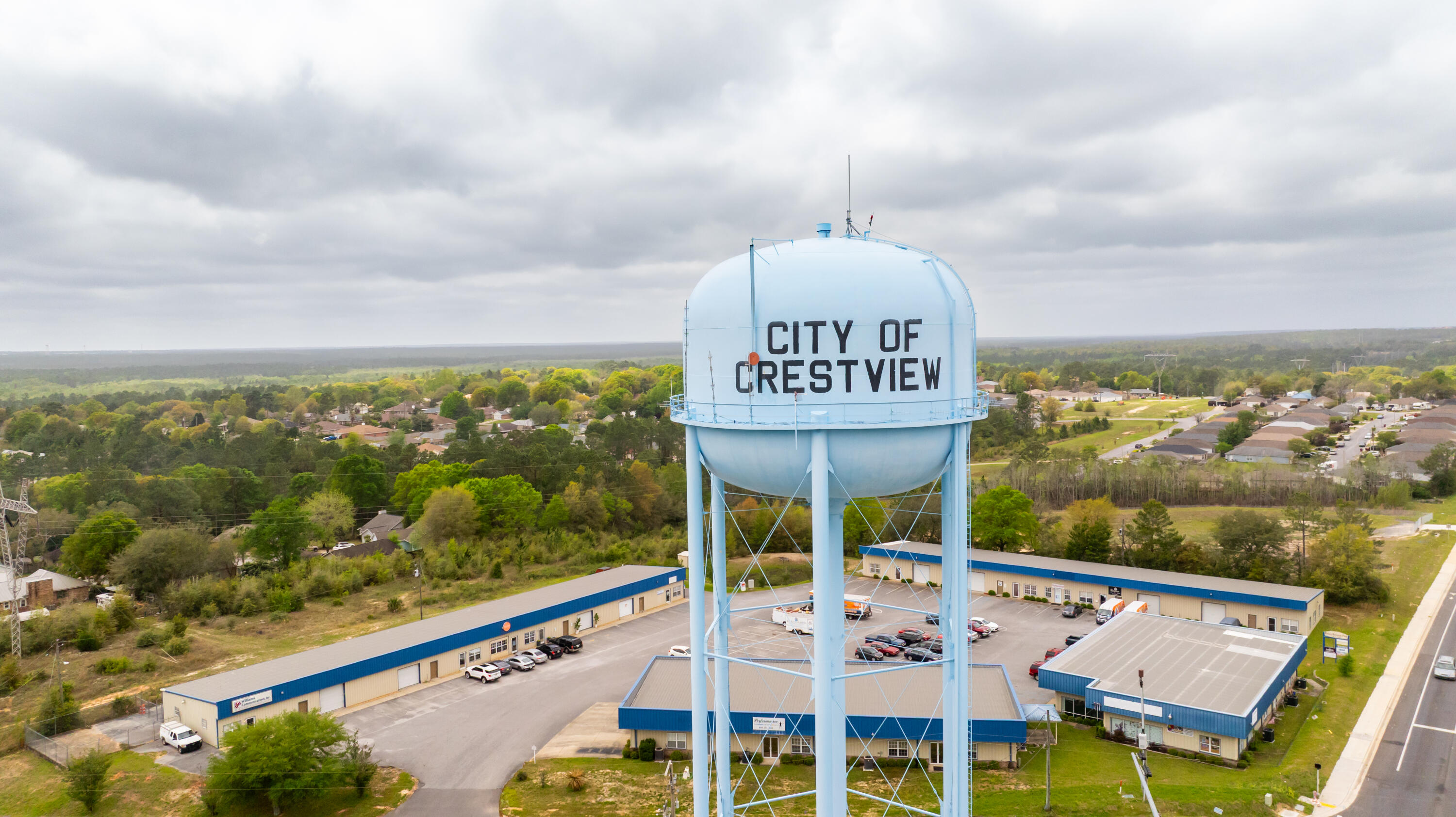 419 Bobby Drive Crestview, FL 32536 - Photo 42 of 42 a view of a balcony with table and chairs