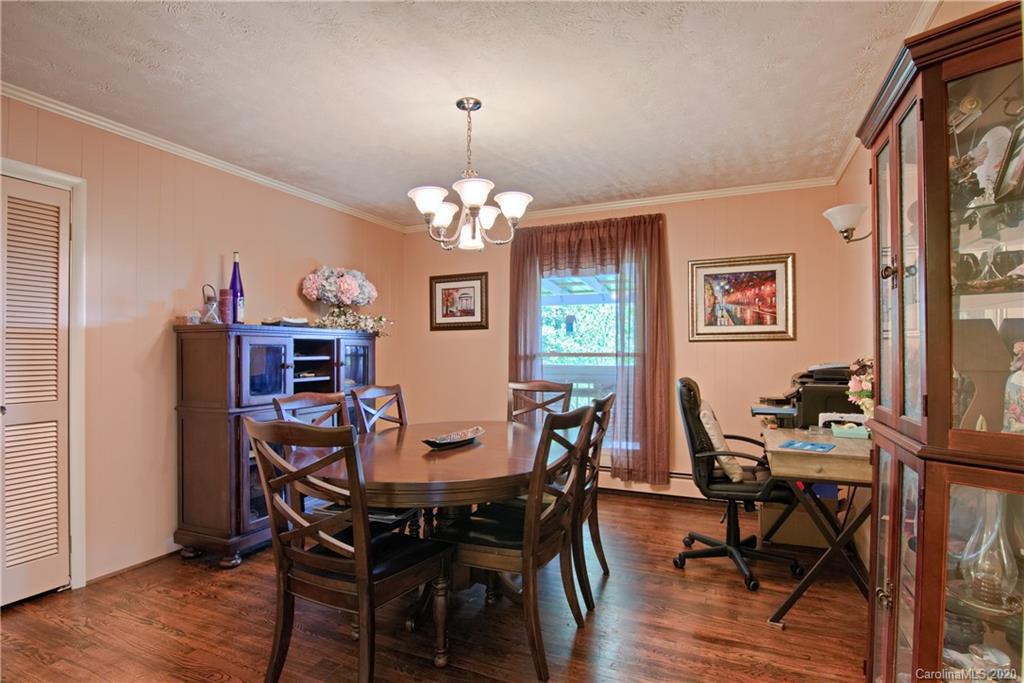 195 Ridgeview Road Spruce Pine, NC 28777 - Photo 17 of 48 Gallery Image 17