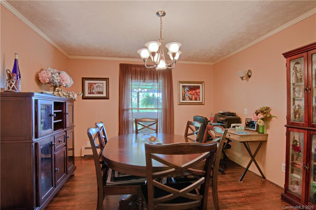 195 Ridgeview Road Spruce Pine, NC 28777 - Photo 18 of 48 Gallery Image 18