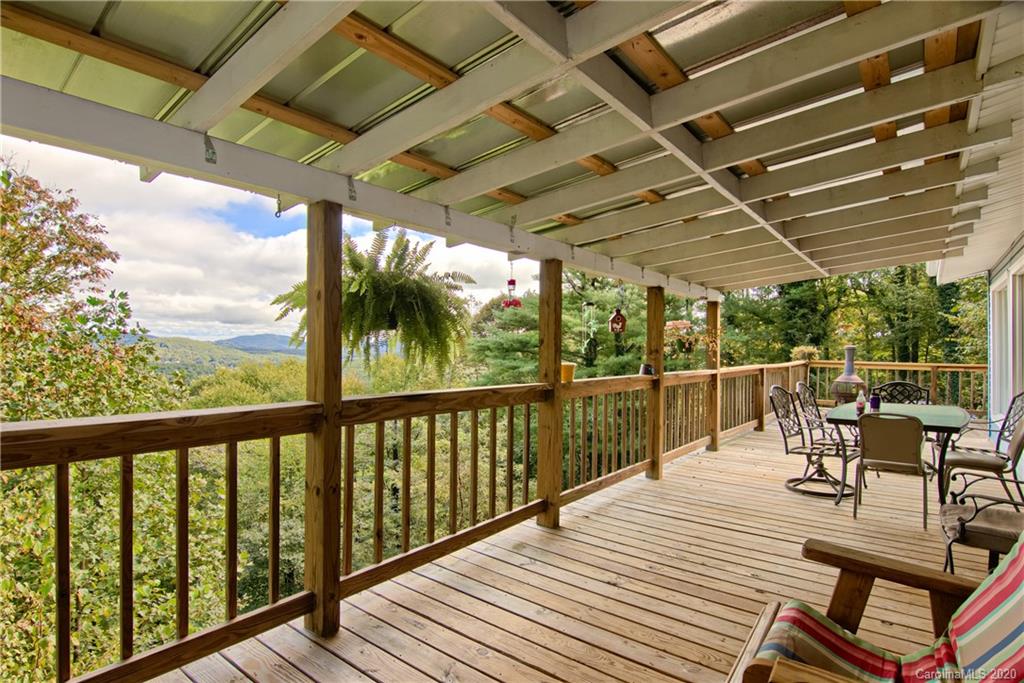 195 Ridgeview Road Spruce Pine, NC 28777 - Photo 3 of 48 Gallery Image 3