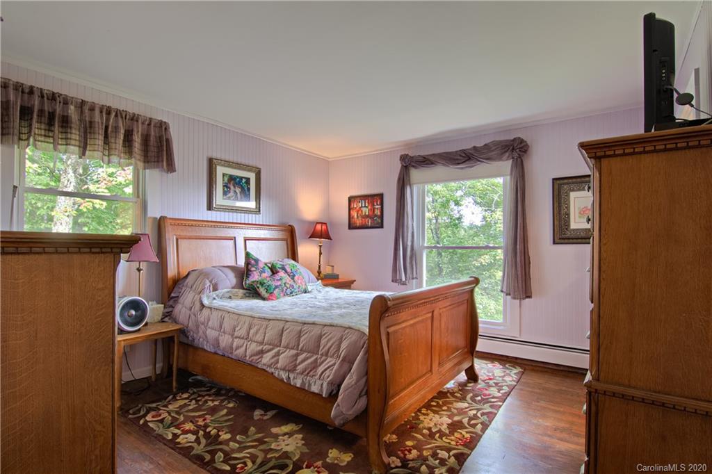 195 Ridgeview Road Spruce Pine, NC 28777 - Photo 21 of 48 Gallery Image 21