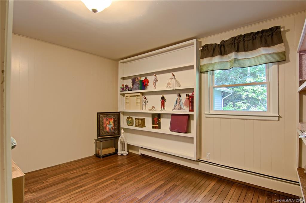 195 Ridgeview Road Spruce Pine, NC 28777 - Photo 29 of 48 Gallery Image 29
