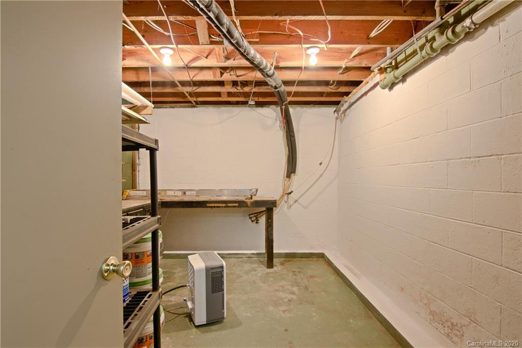 195 Ridgeview Road Spruce Pine, NC 28777 - Photo 32 of 48 Gallery Image 32
