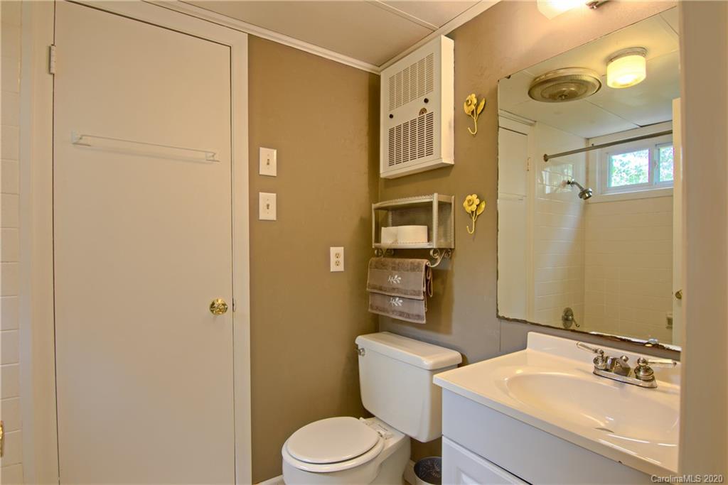 195 Ridgeview Road Spruce Pine, NC 28777 - Photo 41 of 48 Gallery Image 41