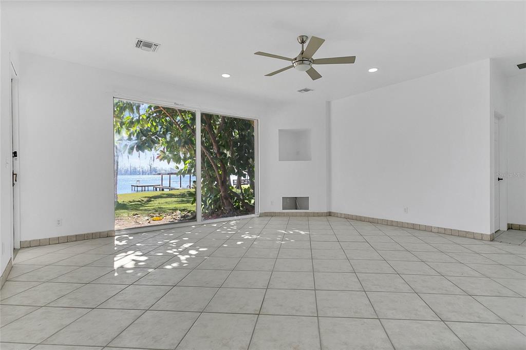 336 Mary Jess Road Orlando, FL 32839 - Photo 22 of 63 a view of an empty room and window