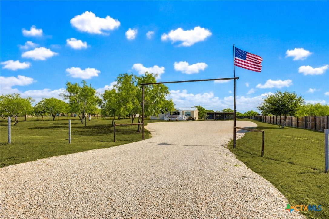 269 Callihan Road Lockhart, TX 78644 - Photo 2 of 34