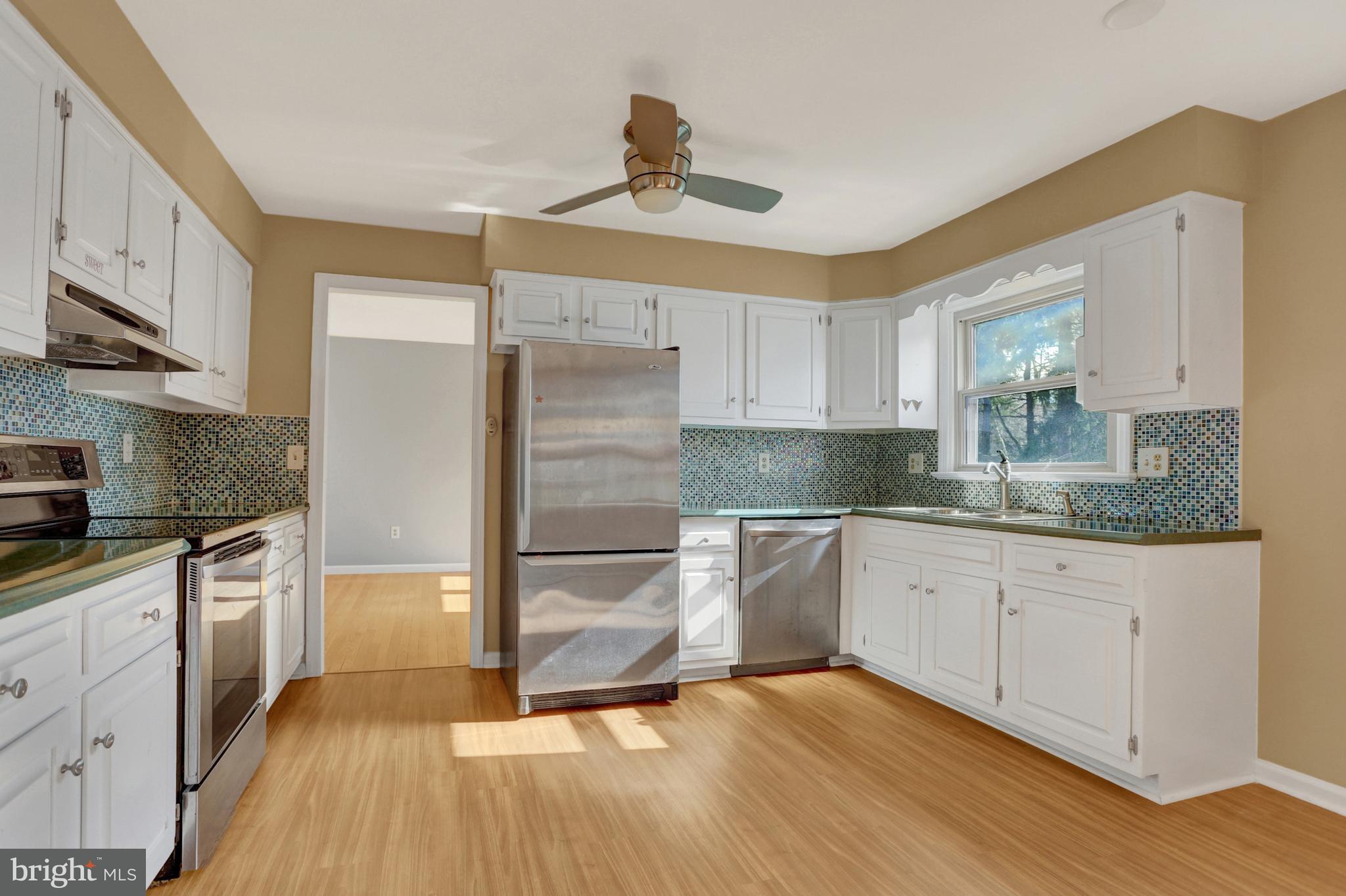 8 Briar Road Lebanon, PA 17042 - Photo 4 of 30 Gallery Image 4