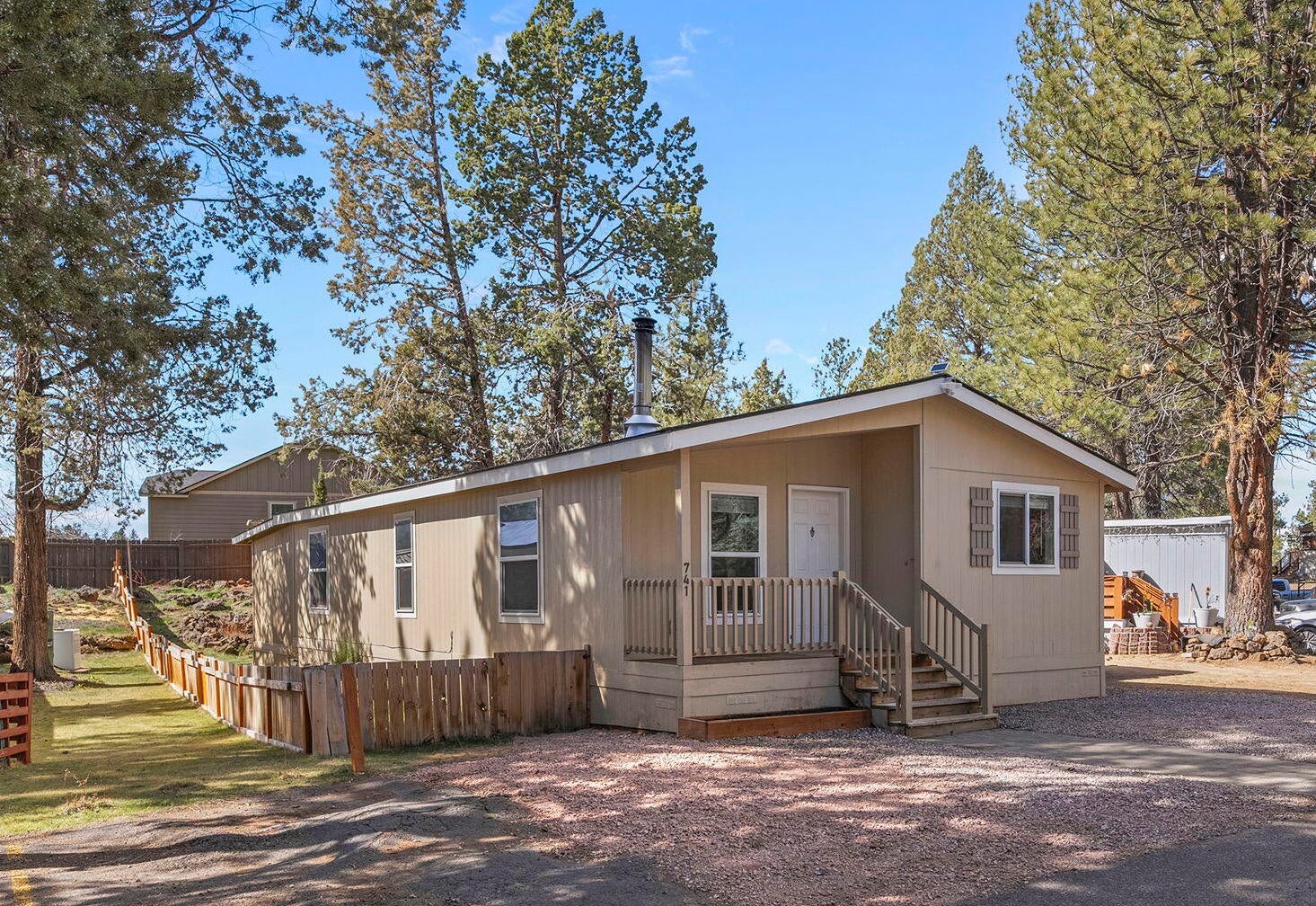 60901 Brosterhous Road, Unit 741 Bend, OR 97702 - Photo 1 of 34 Welcome to Pines #741