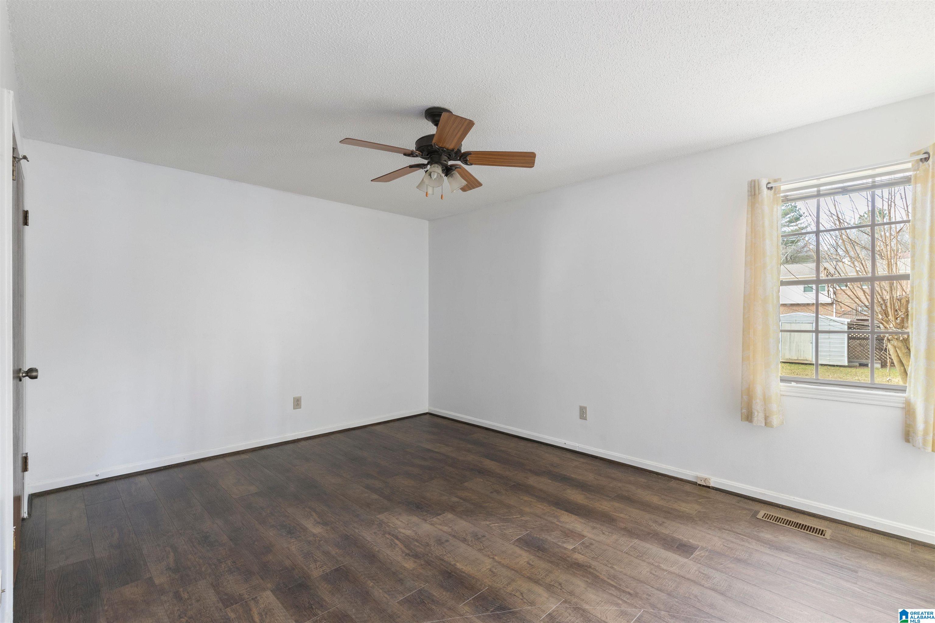 5392 Old Springville Road Pinson, AL 35126 - Photo 16 of 24 Gallery Image 16