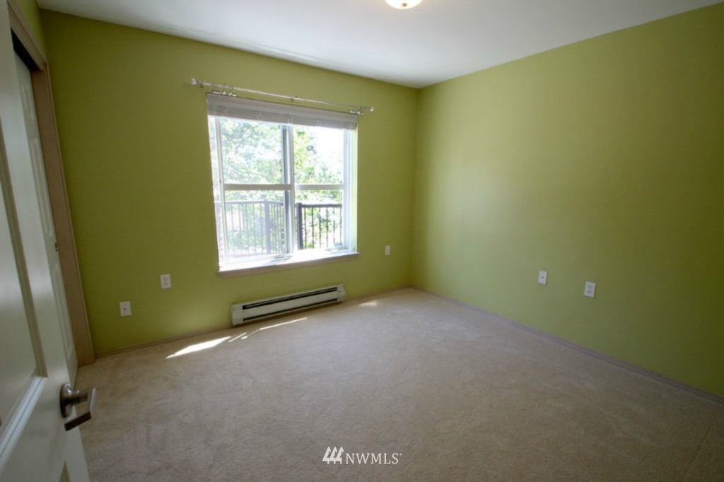 600 North 85th Street, Unit 212 Seattle, WA 98103 - Photo 14 of 25 Gallery Image 14