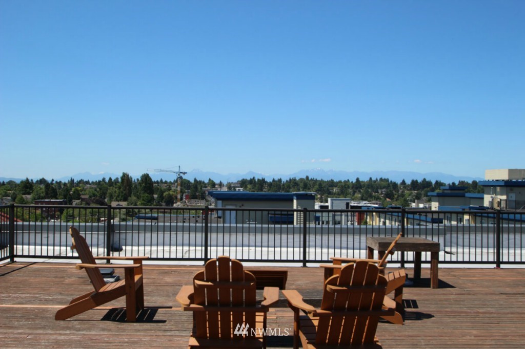 600 North 85th Street, Unit 212 Seattle, WA 98103 - Photo 21 of 25 Gallery Image 21