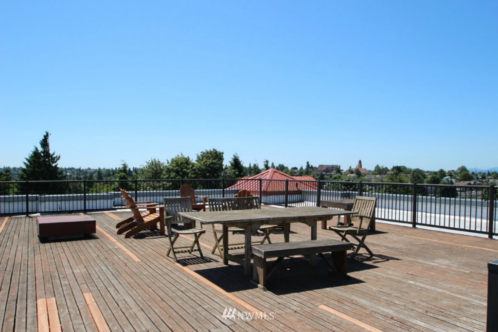600 North 85th Street, Unit 212 Seattle, WA 98103 - Photo 22 of 25 Gallery Image 22