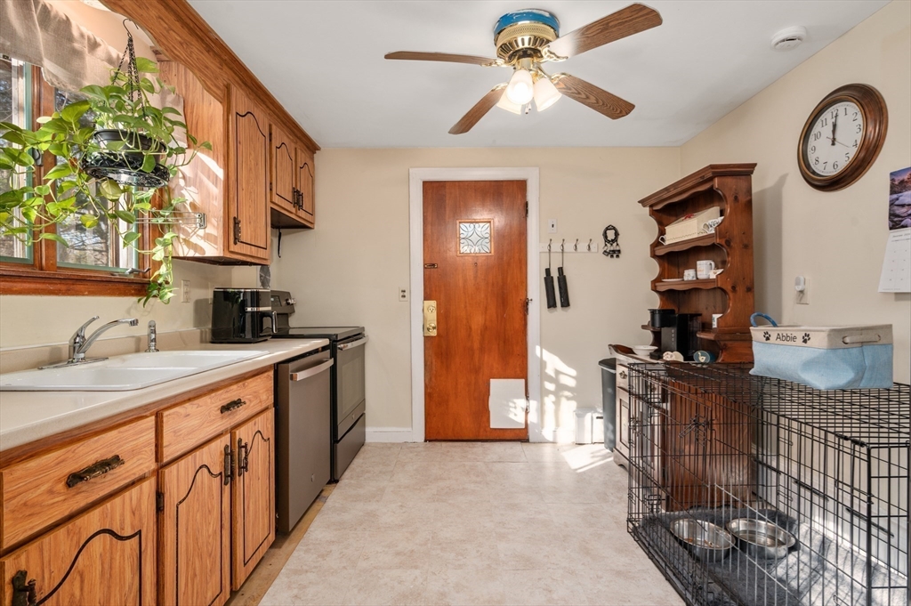 20 Springvale Road Norwood, MA 02062 - Photo 12 of 37 Gallery Image 12