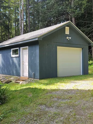 $435,000 | 27 Country Court, Wilmington, VT 05363