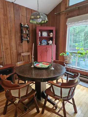 $435,000 | 27 Country Court, Wilmington, VT 05363