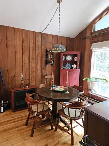 $435,000 | 27 Country Court, Wilmington, VT 05363