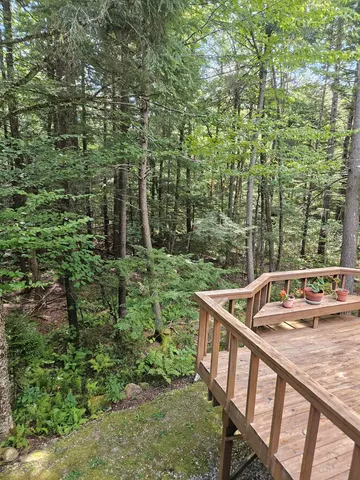 $435,000 | 27 Country Court, Wilmington, VT 05363