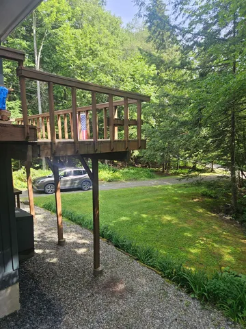 $435,000 | 27 Country Court, Wilmington, VT 05363